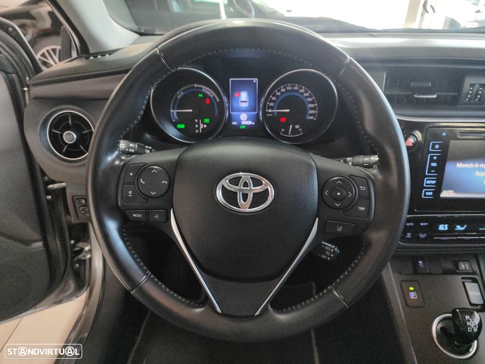Toyota Auris Touring Sports 1.8 HSD Comfort +P.Techno+P.Sport - 27