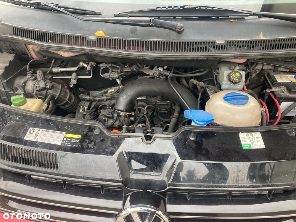 Volkswagen Multivan - 13