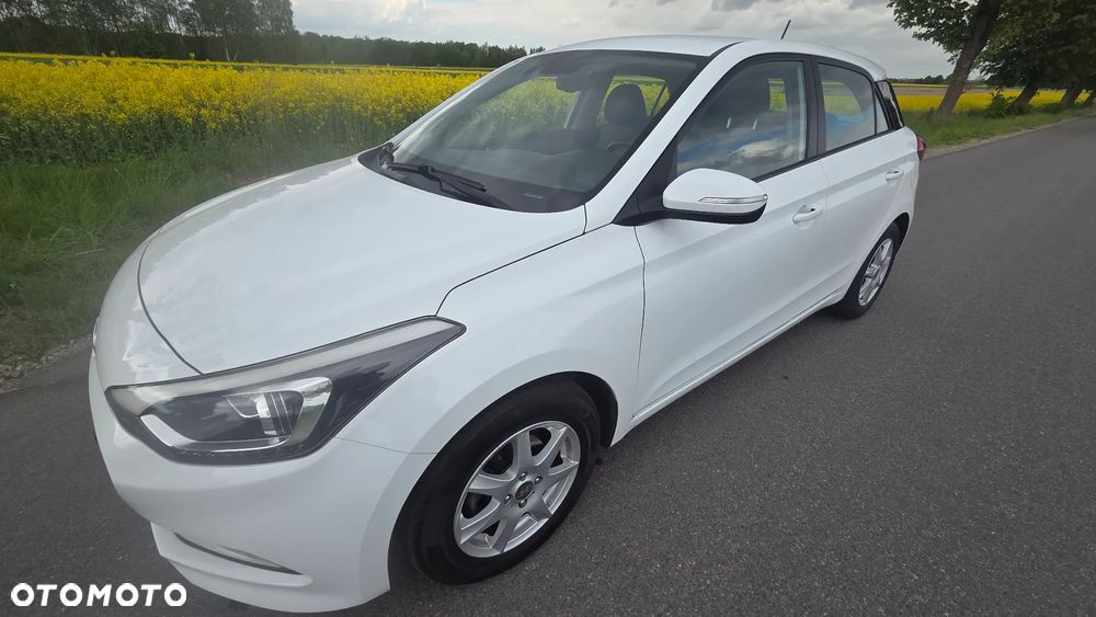 Hyundai i20 - 10