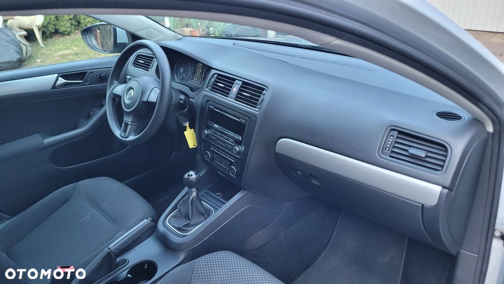 Volkswagen Jetta 1.2 TSI BlueMotion Technology Comfortline - 17