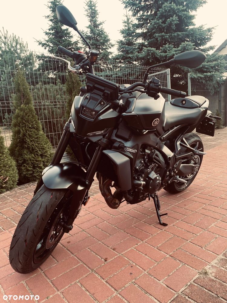 Yamaha MT - 9