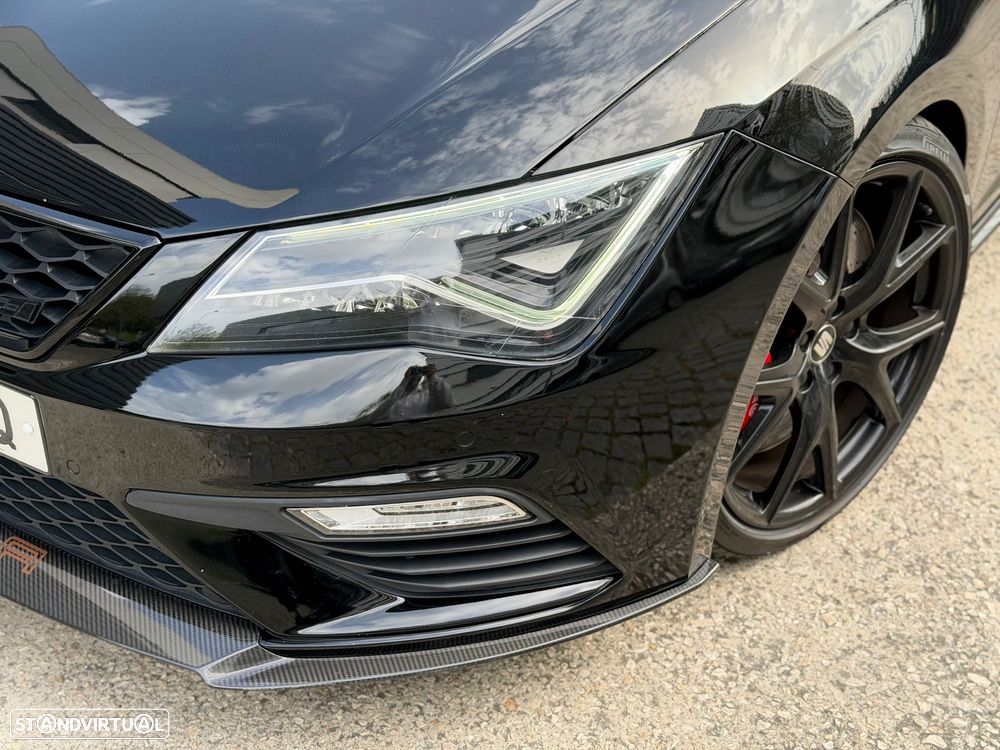 SEAT Leon ST 2.0 TSI S&S 4Drive DSG Cupra 300 Edition Carbon - 2