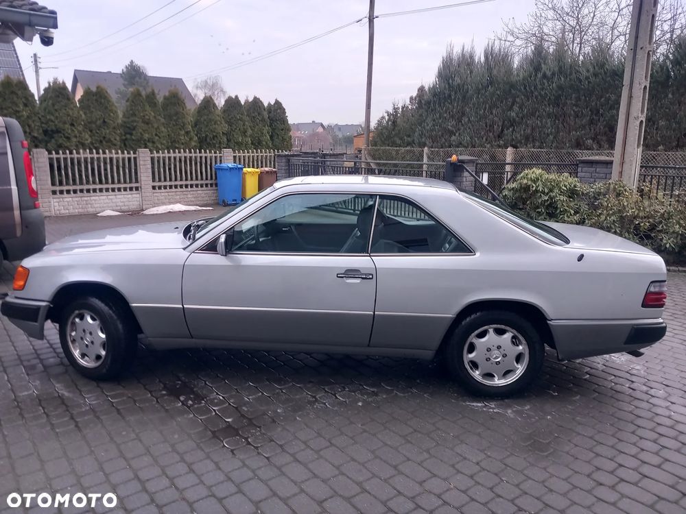 Mercedes-Benz W124 (1984-1993) - 16