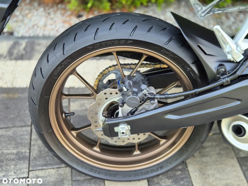 Honda CB - 15