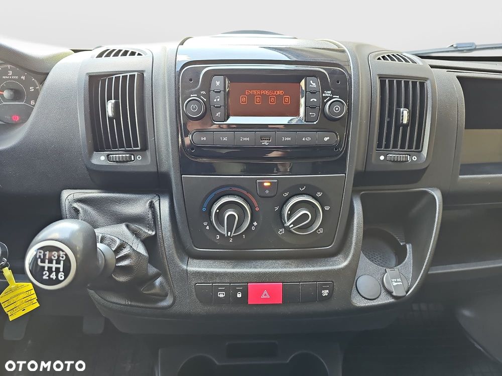 Peugeot BOXER - 14