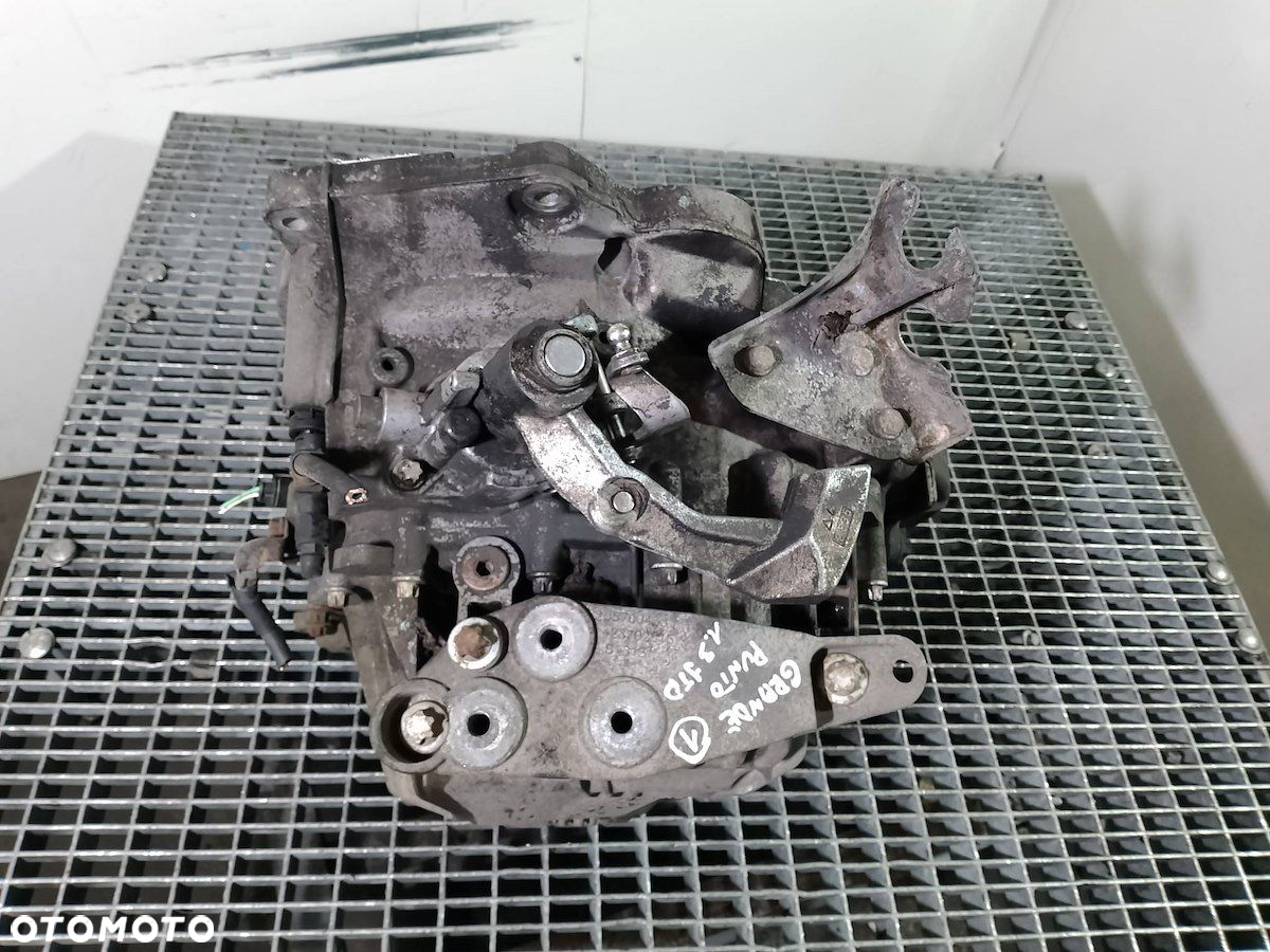 SKRZYNIA BIEGÓW MANUALNA FIAT GRANDE PUNTO 55192042  M32 1.3 JTD - 4