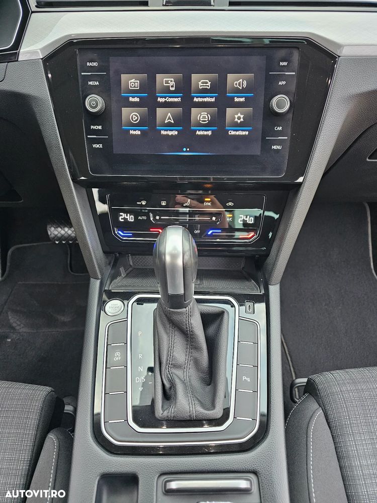 Volkswagen Passat - 41