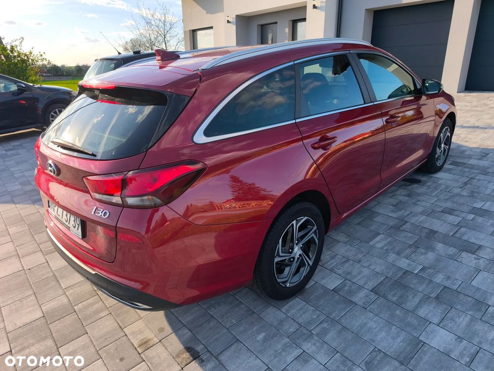 Hyundai i30 1.5 T-GDI 48V Smart - 25