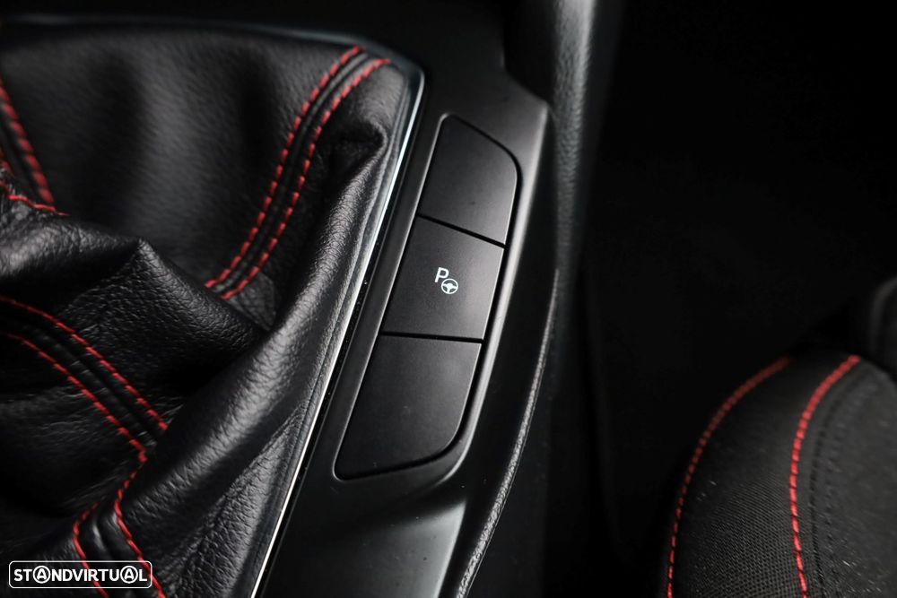 Ford Focus 1.0 EcoBoost MHEV ST-Line - 21