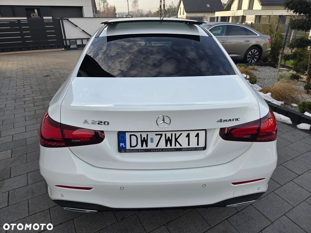 Mercedes-Benz Klasa A 220 4-Matic AMG Line 7G-DCT - 6