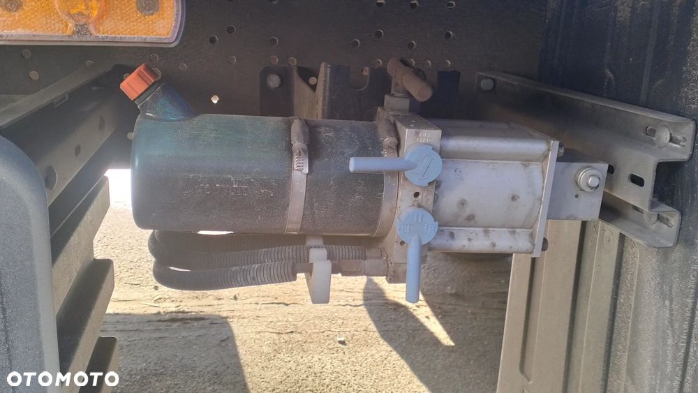 Schmitz Cargobull SCB*S3T - 13