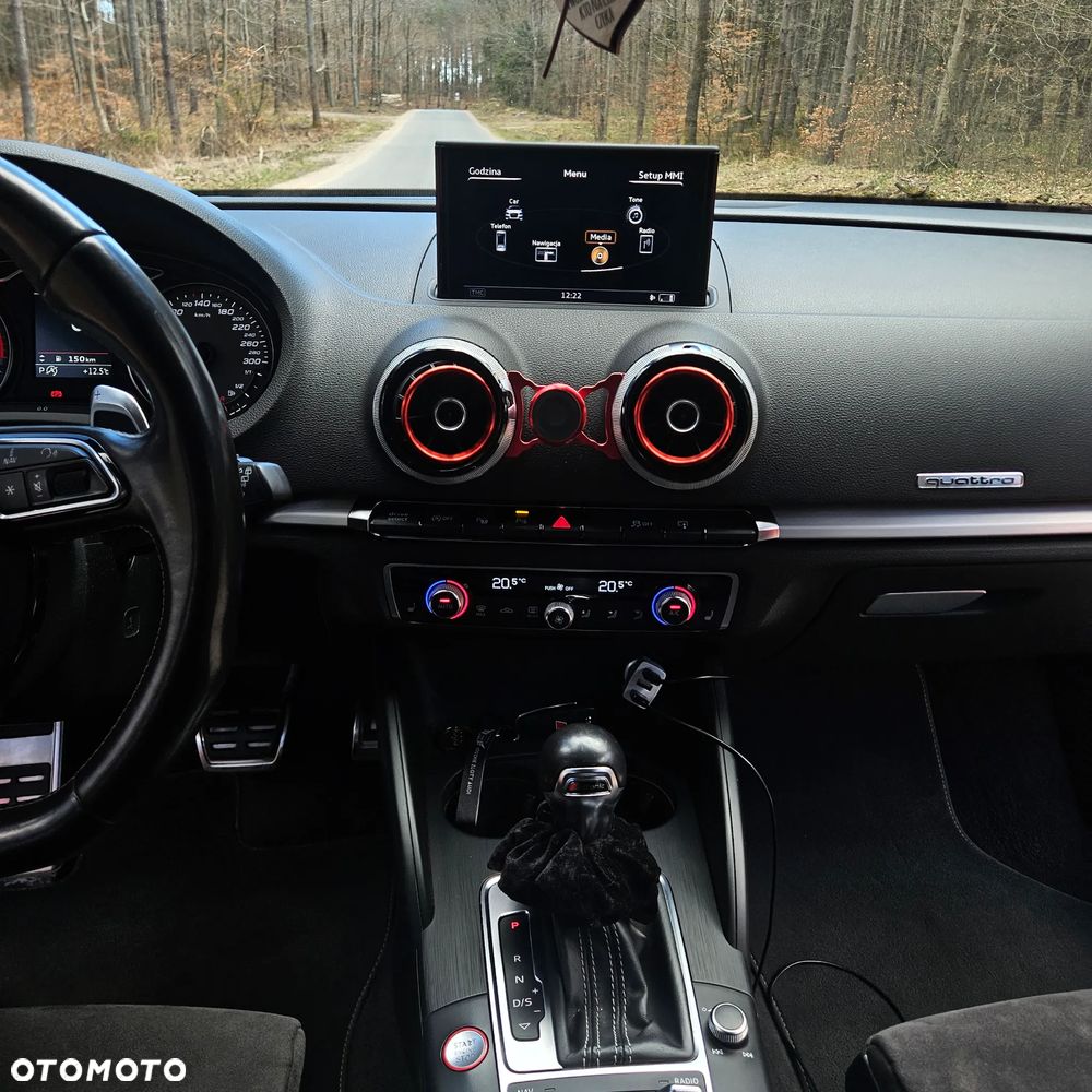 Audi S3 S tronic - 13