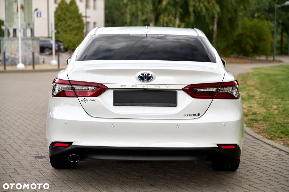 Toyota Camry 2.5 Hybrid Executive CVT - 12