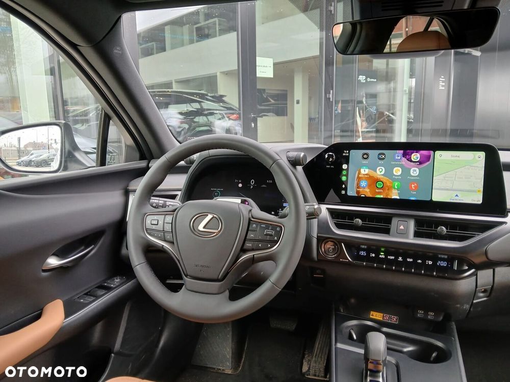 Lexus UX 300h F Sport Design - 5