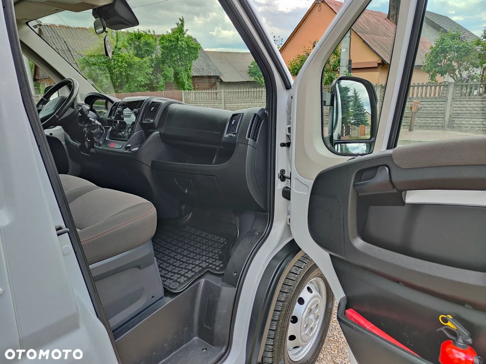 Peugeot BOXER 2.2HDI 165KM** Kontener 8-EuroPalet + DRZWI BOCZNE** POLSKI SALON** 125TYŚ KM** DMC do 3.5T kat.B** - 26