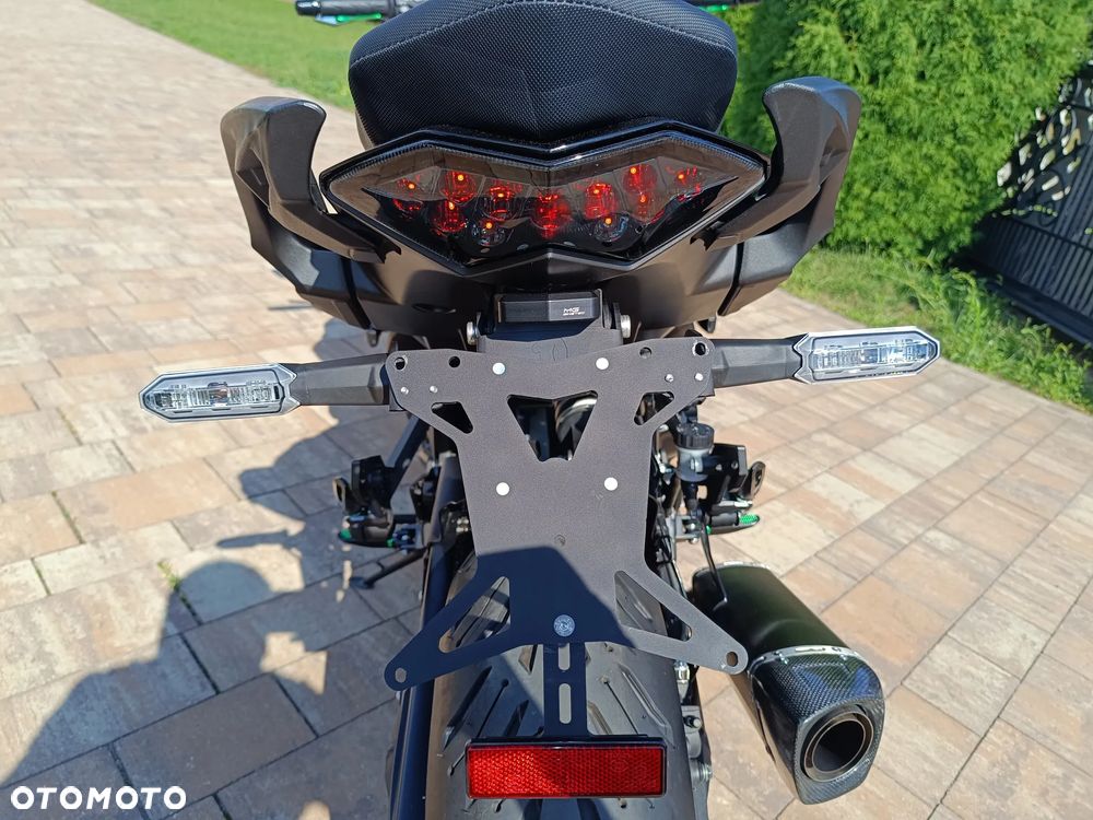 Kawasaki Ninja 1000 SX - 25