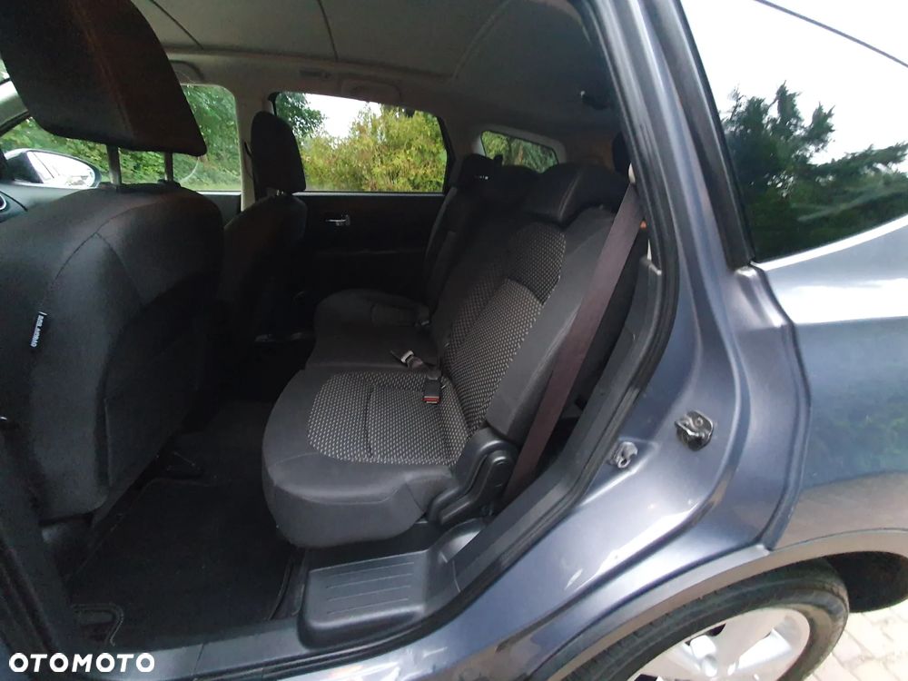 Nissan Qashqai+2 2.0 Acenta - 11