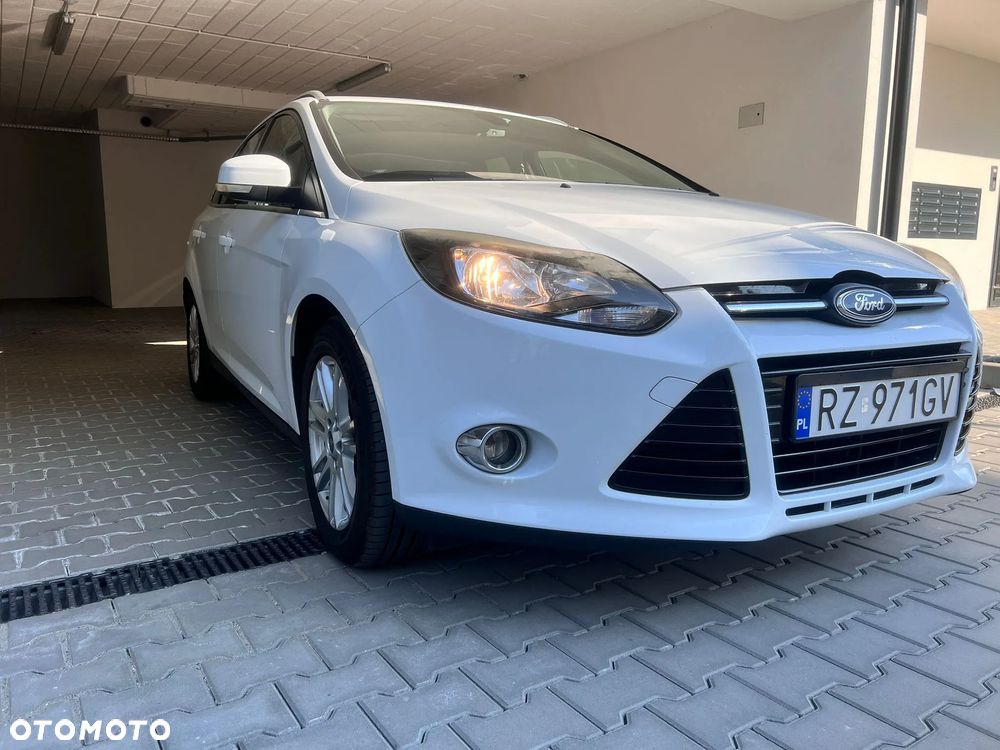 Ford Focus 1.6 SYNC Edition - 17