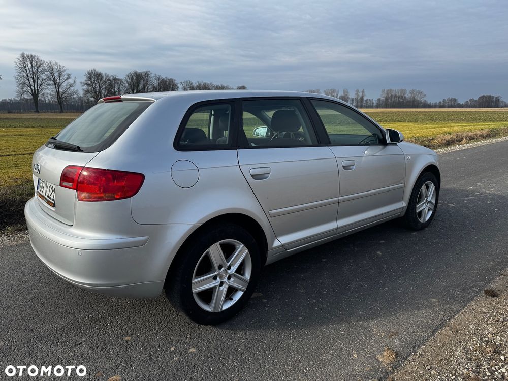 Audi A3 Sportback 1.4 TFSI Attraction - 14
