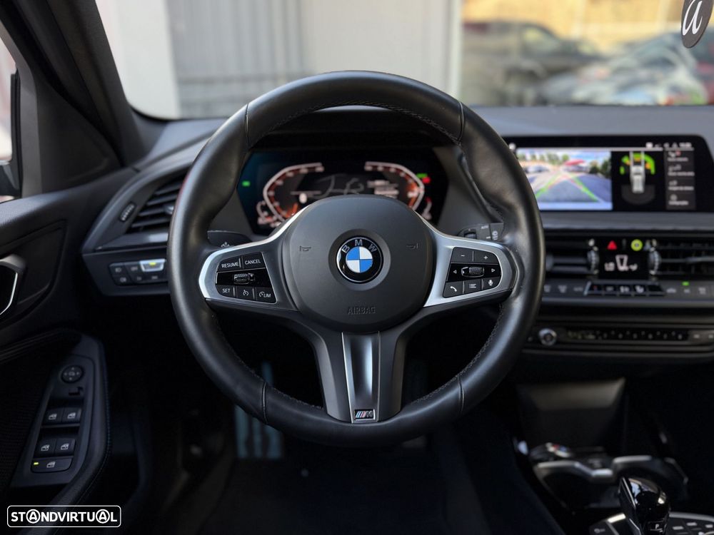 BMW 118 d Pack Desportivo M - 8