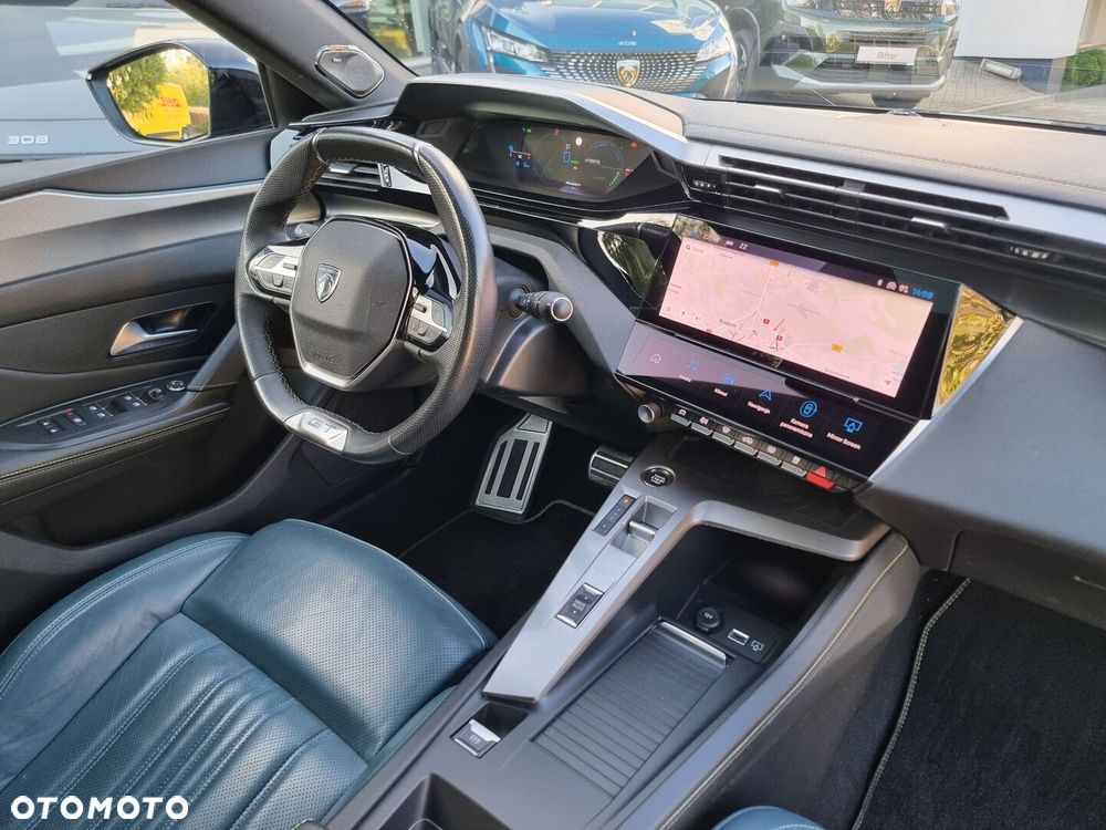 Peugeot 408 - 21
