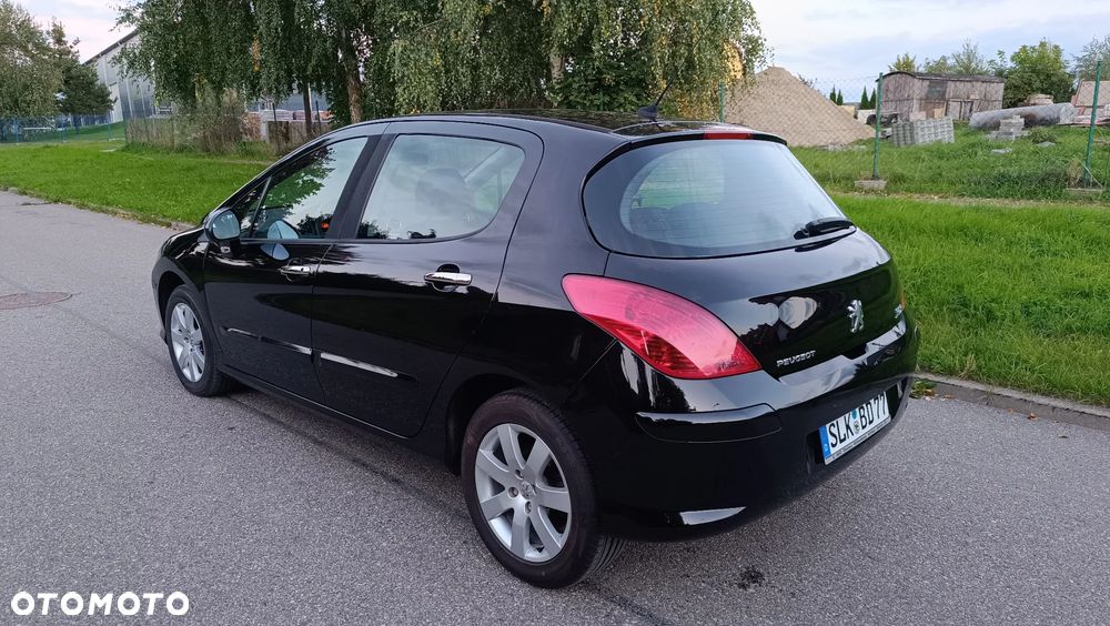 Peugeot 308 HDi FAP 135 Platinum - 4