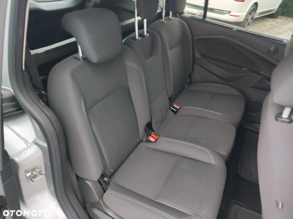 Ford Grand C-MAX - 7