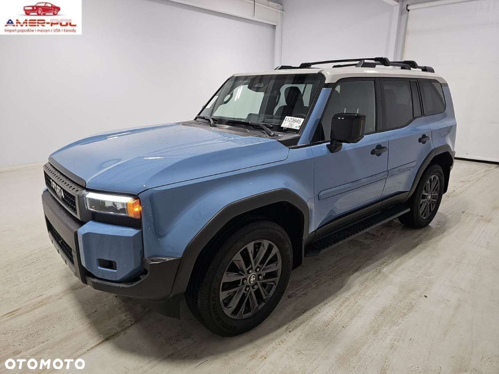 Toyota Land Cruiser - 1