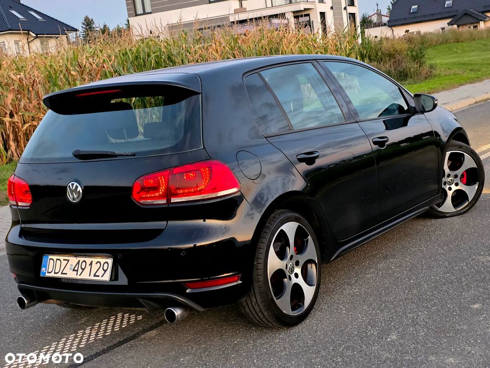 Volkswagen Golf VI 2.0 TSI GTI DSG - 2