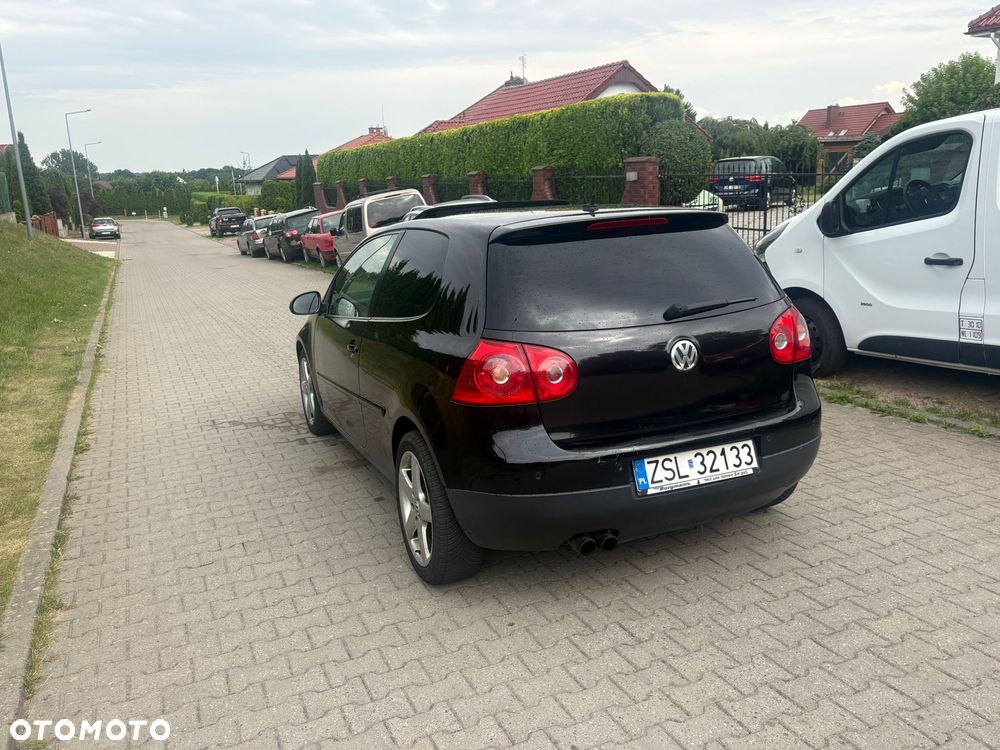 Volkswagen Golf 2.0 FSI Comfortline - 7