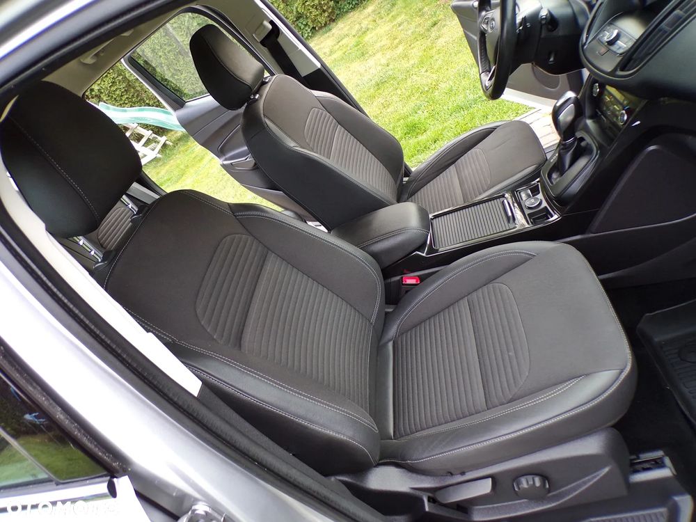 Ford Kuga 2.0 TDCi 4x4 Titanium - 24