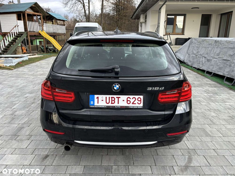 BMW Seria 3 318d DPF Edition Exclusive - 17