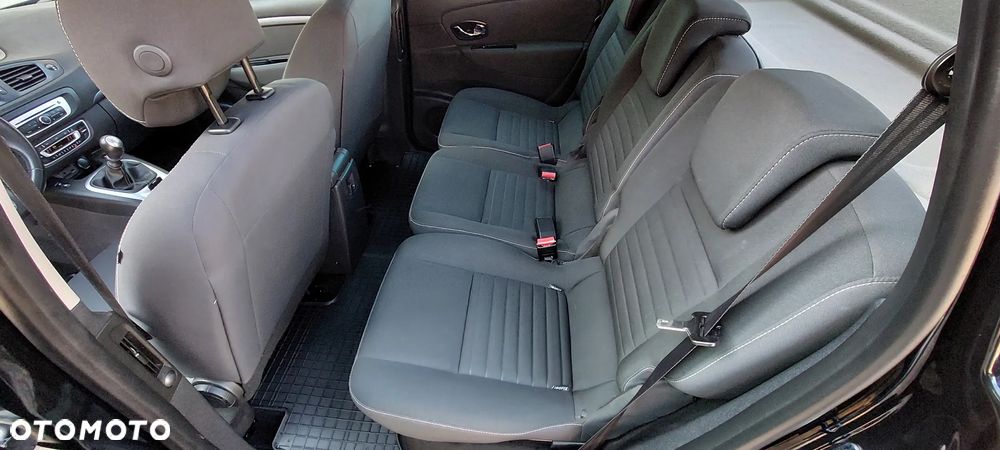 Renault Scenic 1.5 dCi Bose - 26