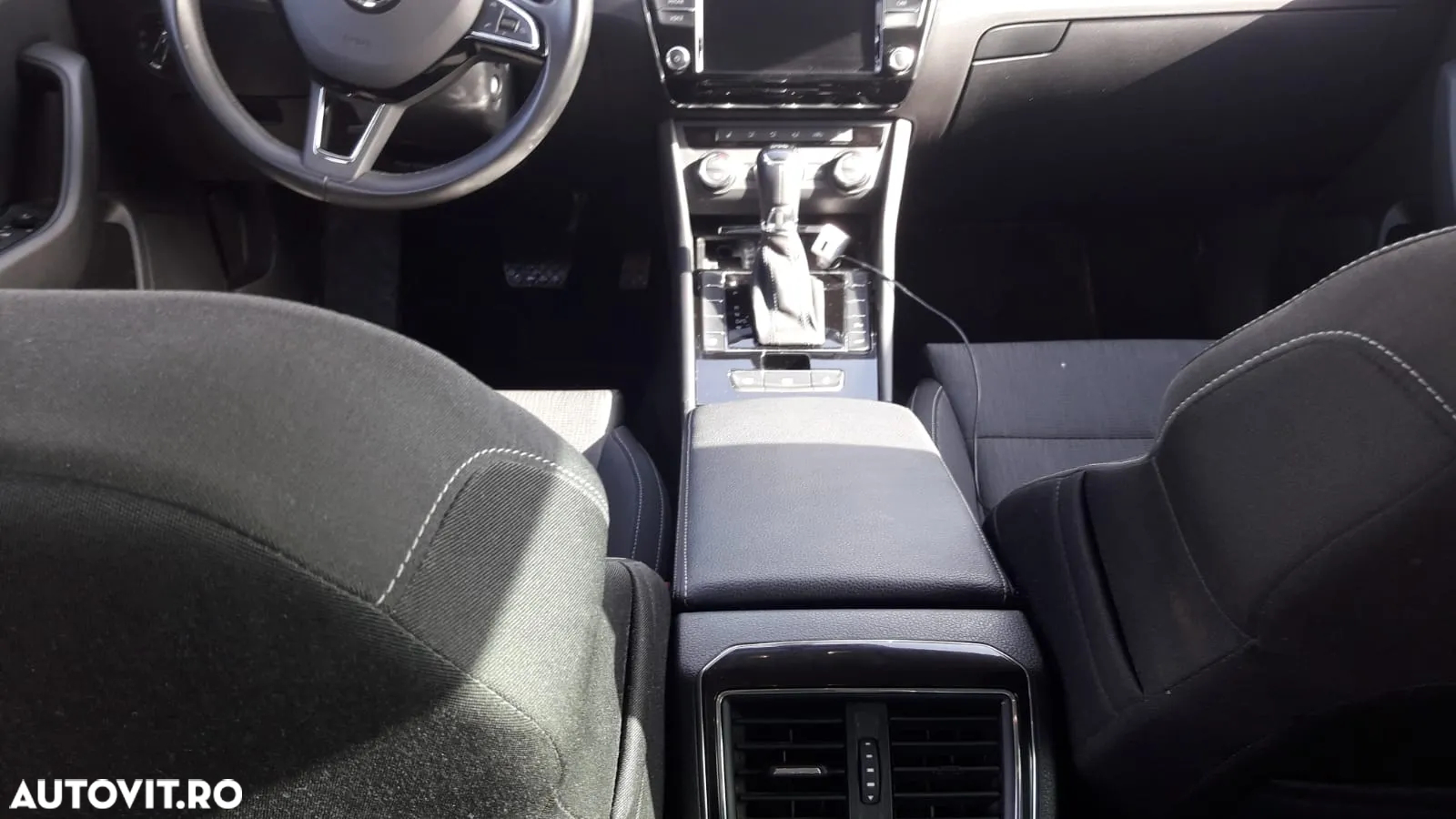 Skoda Superb 1.6 TDI DSG Ambition - 26