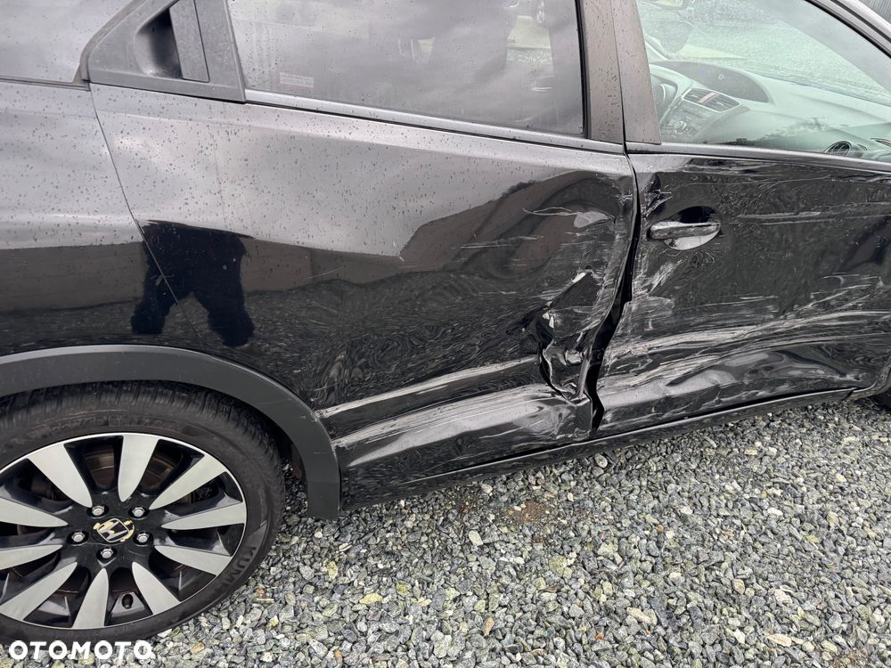 Honda Civic 1.6 i-DTEC Comfort Black Edition - 9