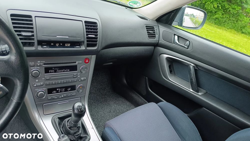 Subaru Legacy 2.0 4WD Celebration - 24