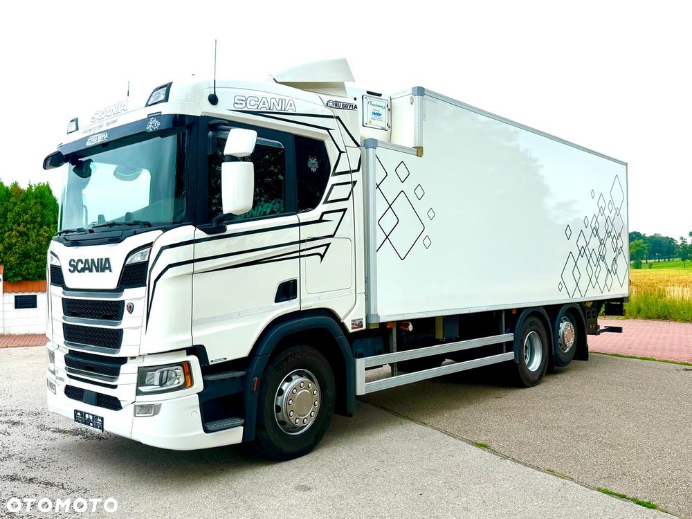 Scania SCANIA R410 / CHŁODNIA / 2020 /  WINDA / BEZ EGR  / TRZECIA OŚ PODNOSZONA ORAZ SKRĘTNA / SPROWADZONY / SYPIALKA / AUTOMAT / 19 PALET / E6 / STAN BARDZO DOBRY - 14