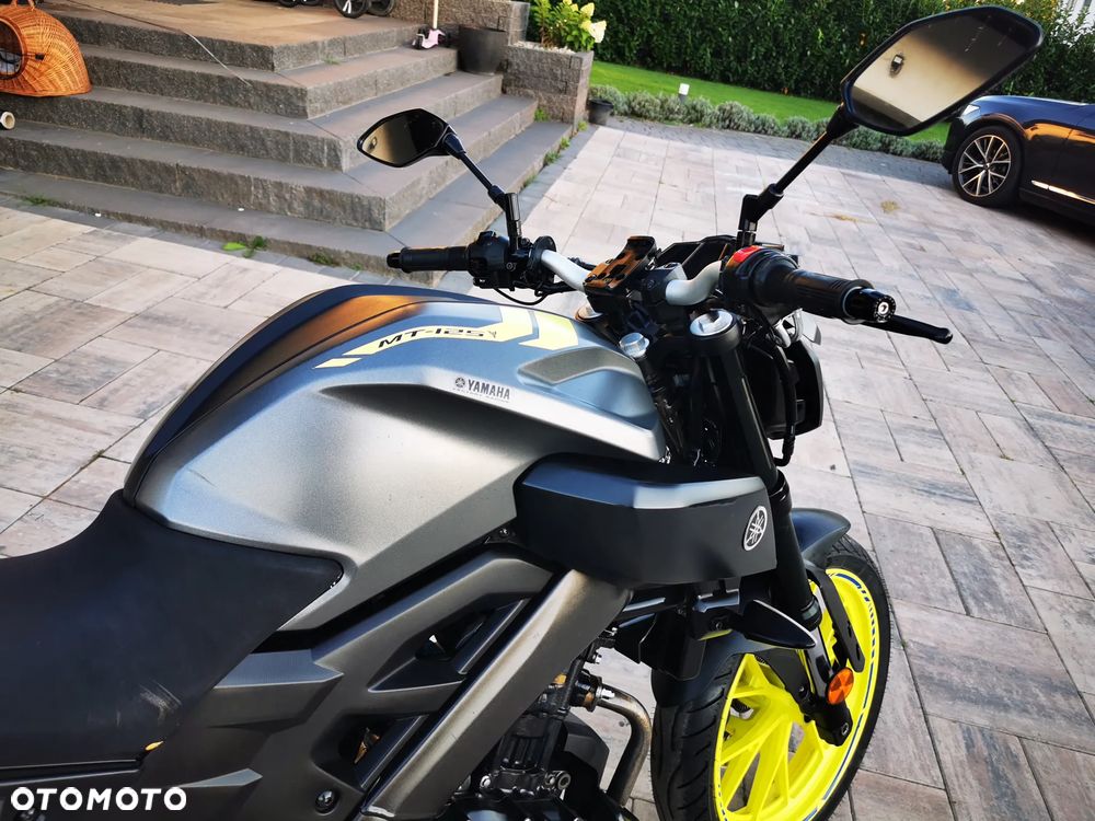 Yamaha MT - 20