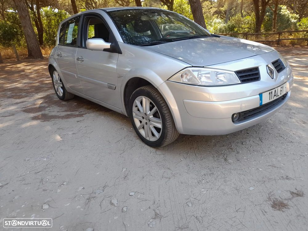 Renault Mégane 1.5 dCi Confort Expression - 2