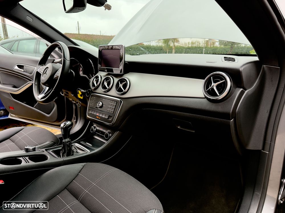 Mercedes-Benz CLA 200 d Shooting Brake Urban - 52