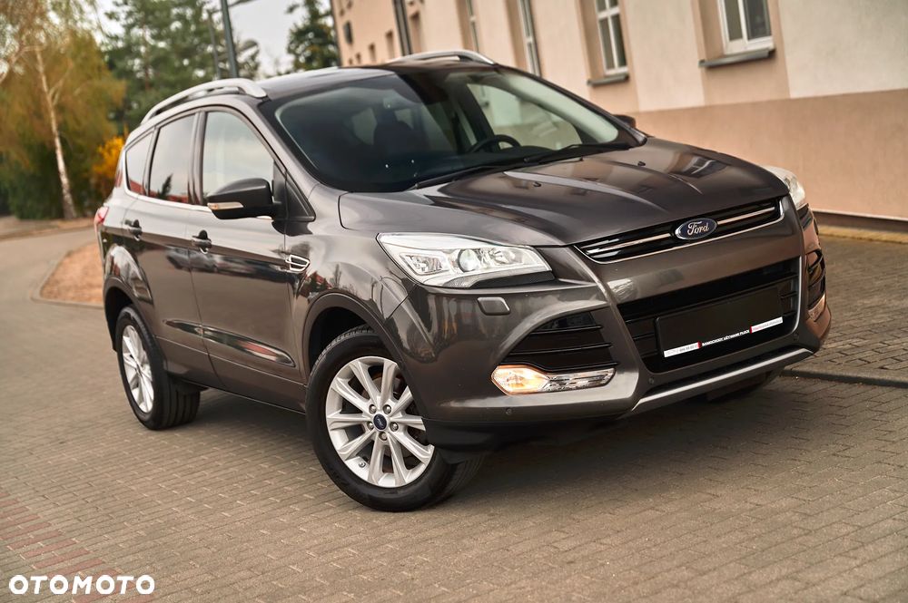 Ford Kuga 1.6 EcoBoost 2x4 Titanium - 14