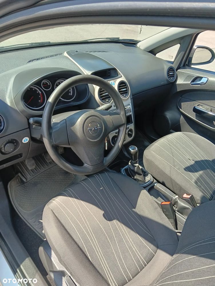 Opel Corsa - 9