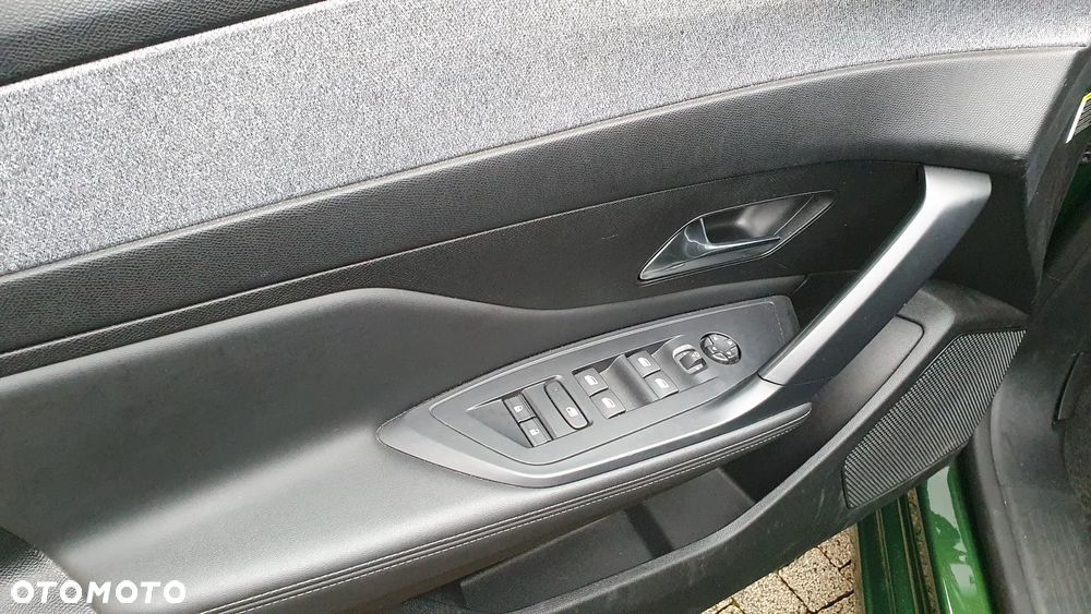 Peugeot 308 1.2 PureTech Allure Pack S&S - 16