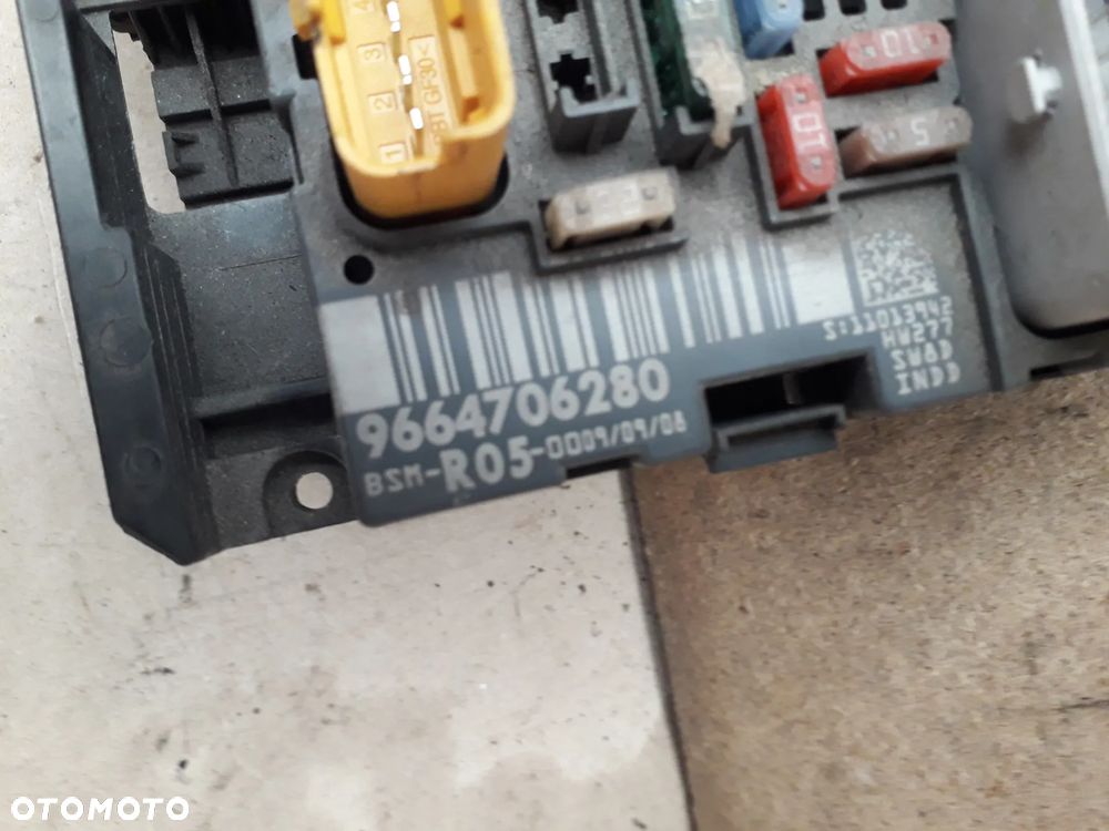 Moduł Skrzynka Bezpieczników  9664706280 Citroen C4