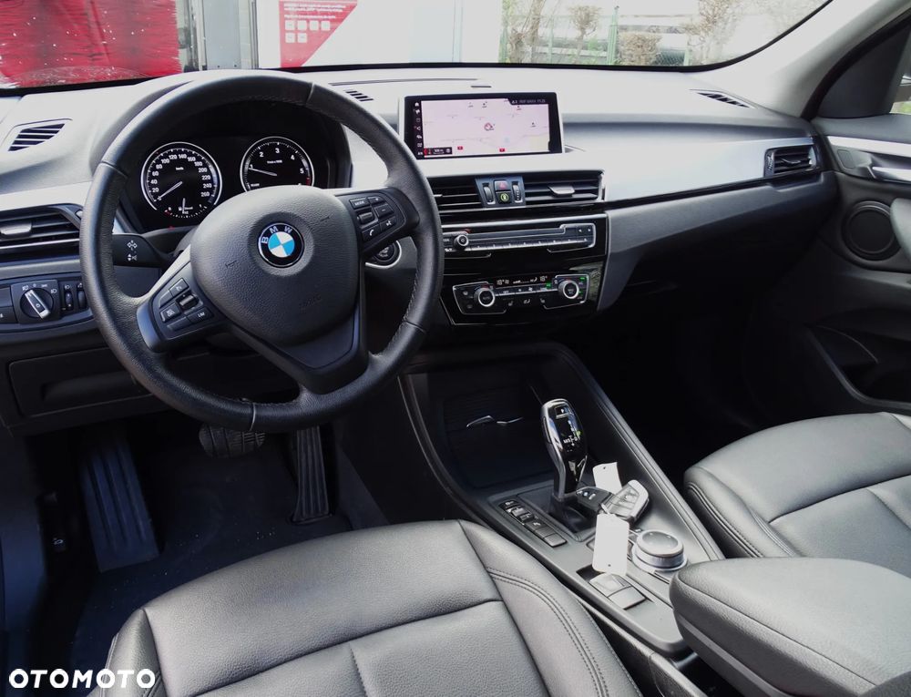 BMW X1 sDrive18d Advantage sport - 11