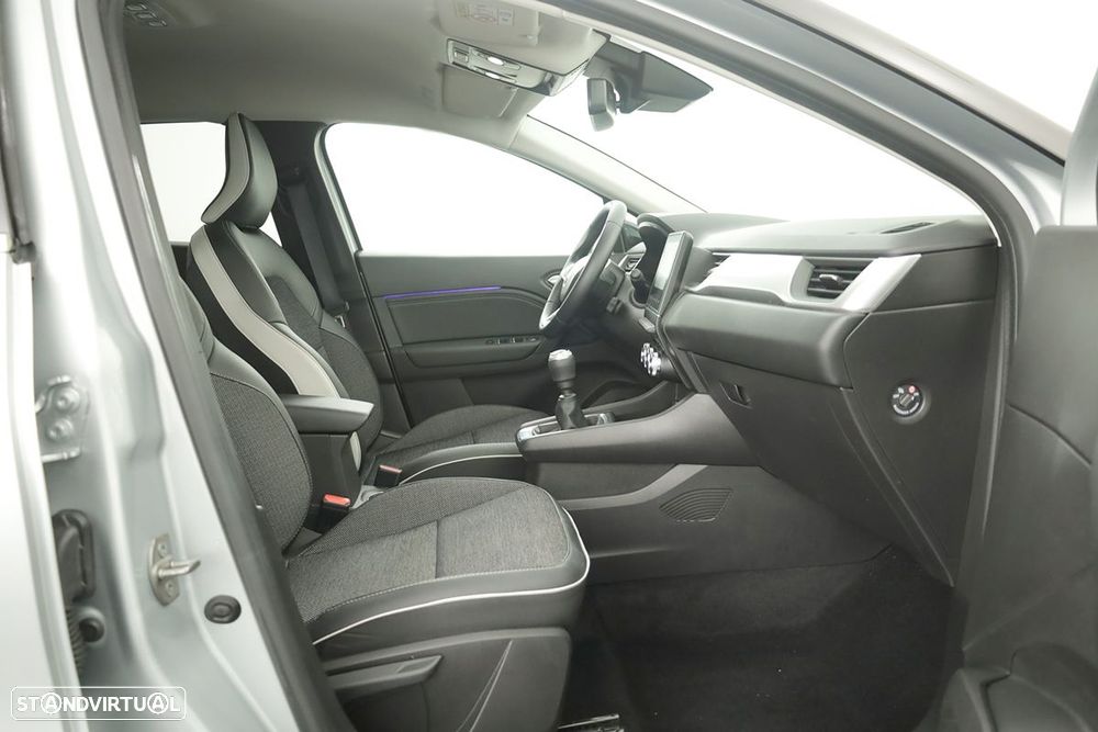 Renault Captur 1.0 TCe Techno Bi-Fuel - 23