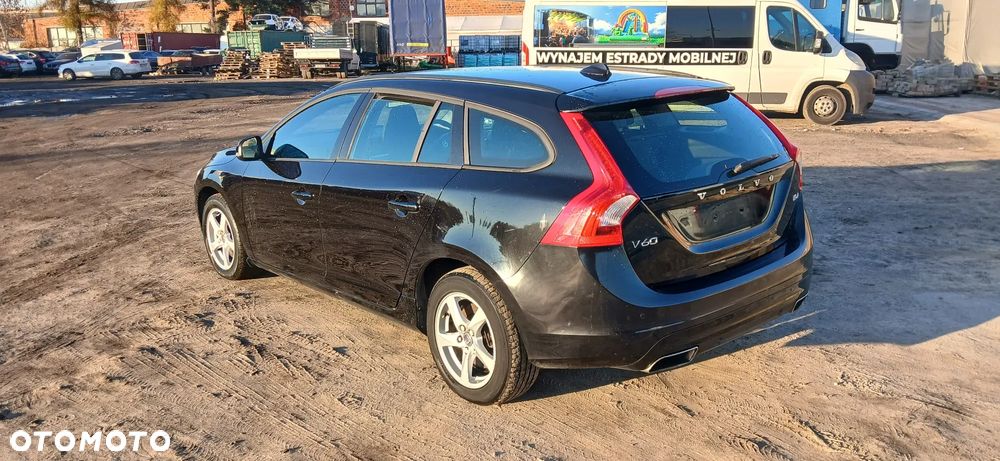 Volvo V60 D4 Linje Business - 3