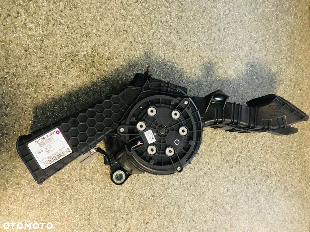 Wentylator Chłodzenia Baterii Ford Mondeo MK5 2.0 Hybrid Lift DG98-10C709-AB T1016326U - 1