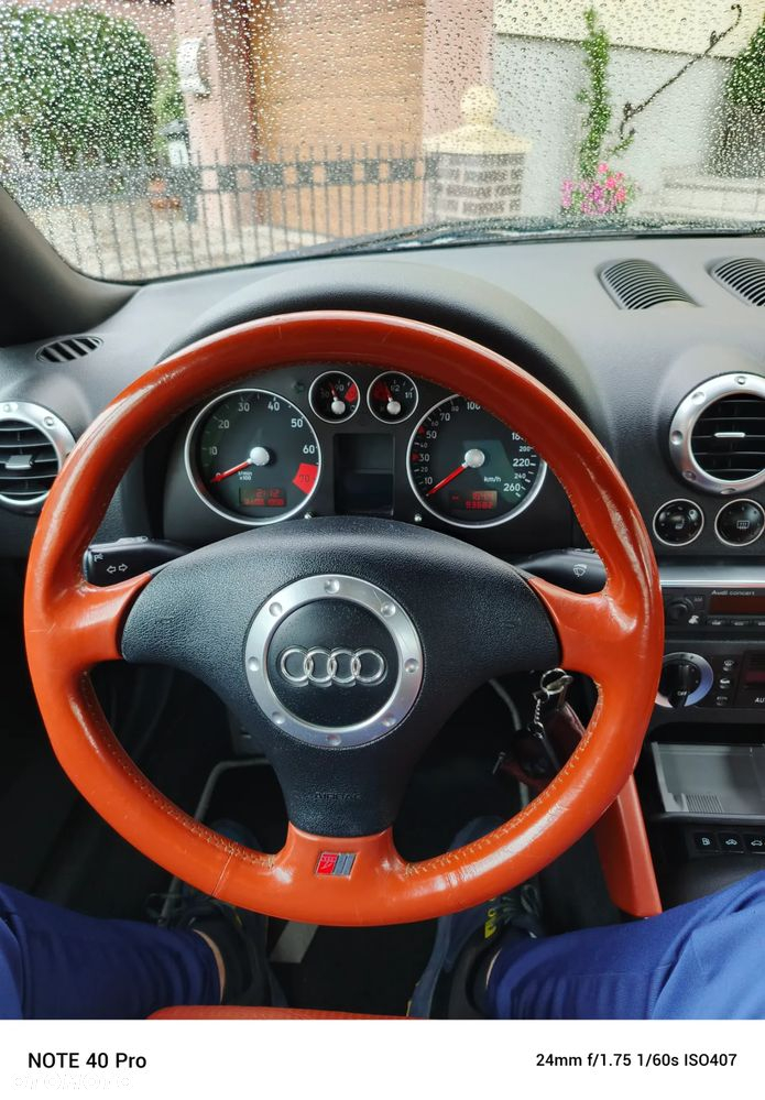 Audi TT Coupé Roadster 1.8T Quattro - 10