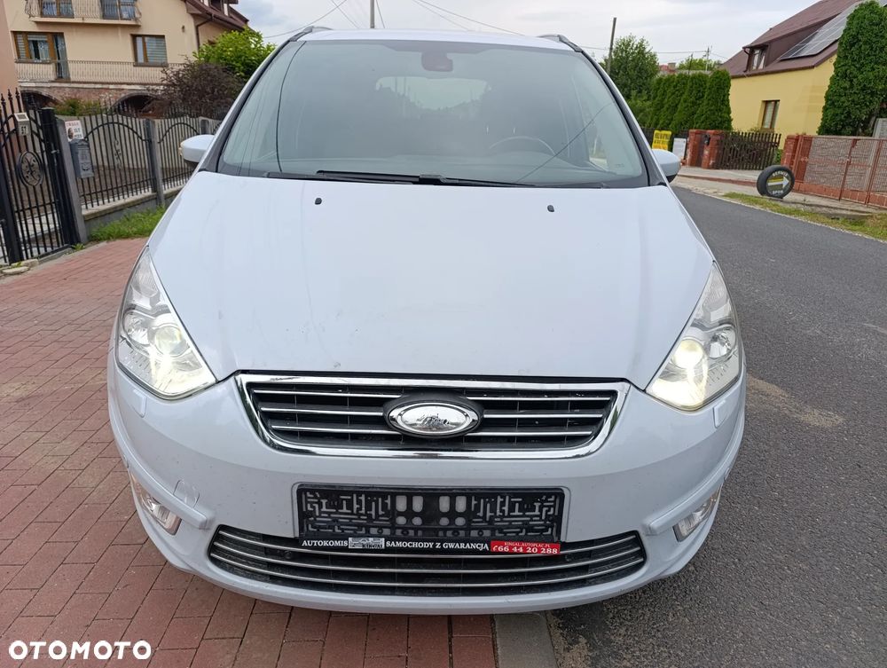 Ford Galaxy - 22
